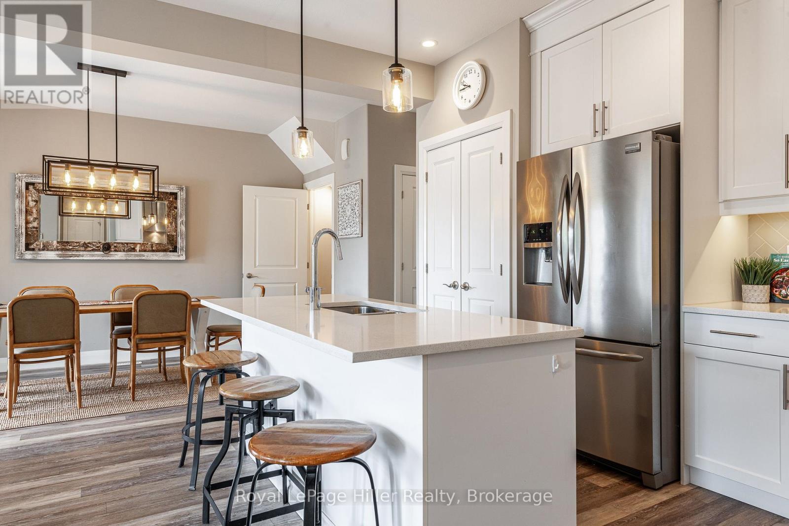 












3 ORR STREET

,
Stratford,




Ontario
N5A0C6

