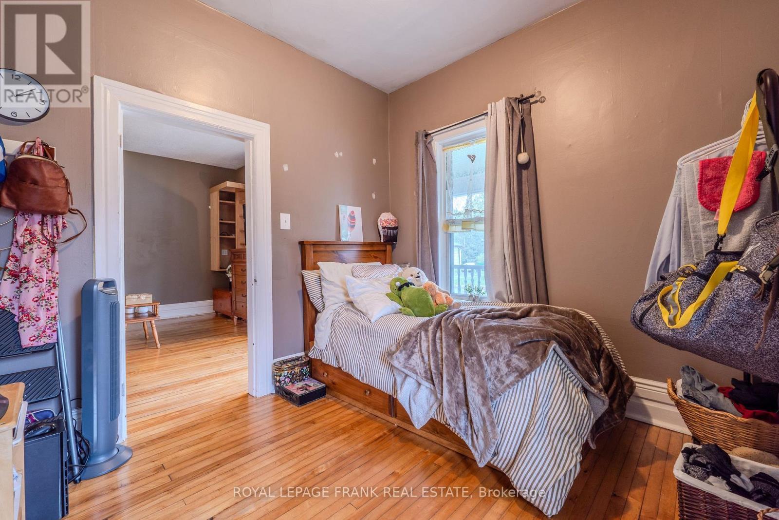 












7 DURHAM STREET W

,
Kawartha Lakes (Lindsay),




Ontario
K9V2P3

