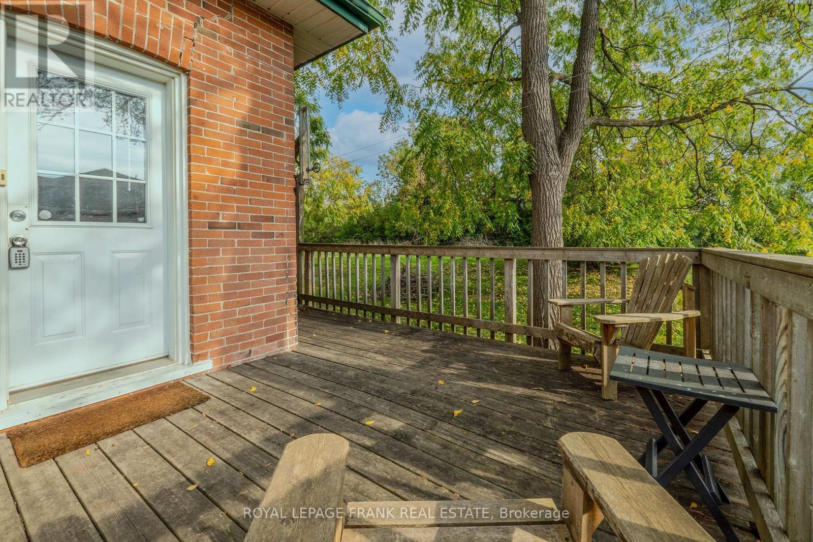 












7 DURHAM STREET W

,
Kawartha Lakes (Lindsay),




Ontario
K9V2P3

