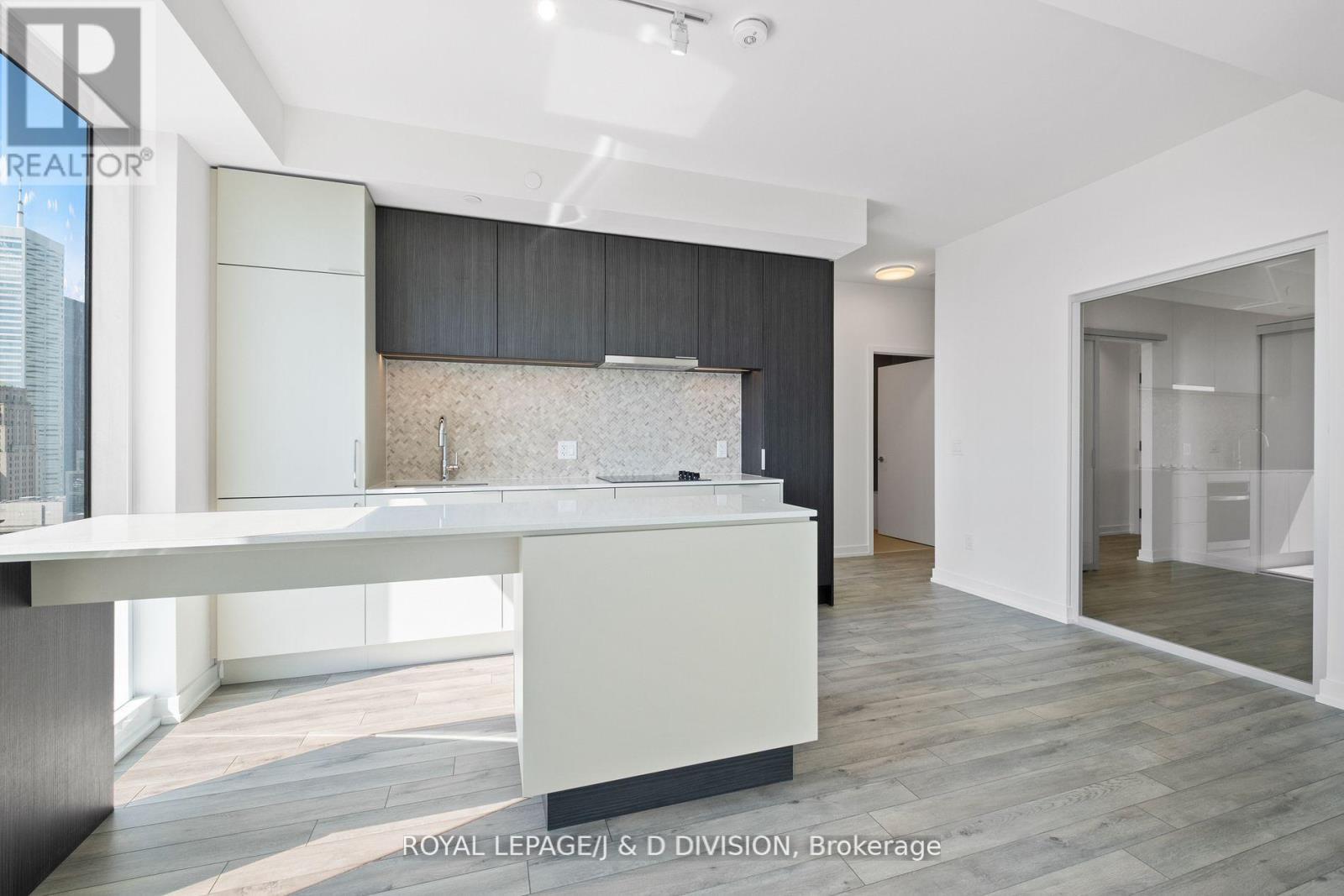 












4107 - 89 CHURCH STREET

,
Toronto,




Ontario
M5C2G3

