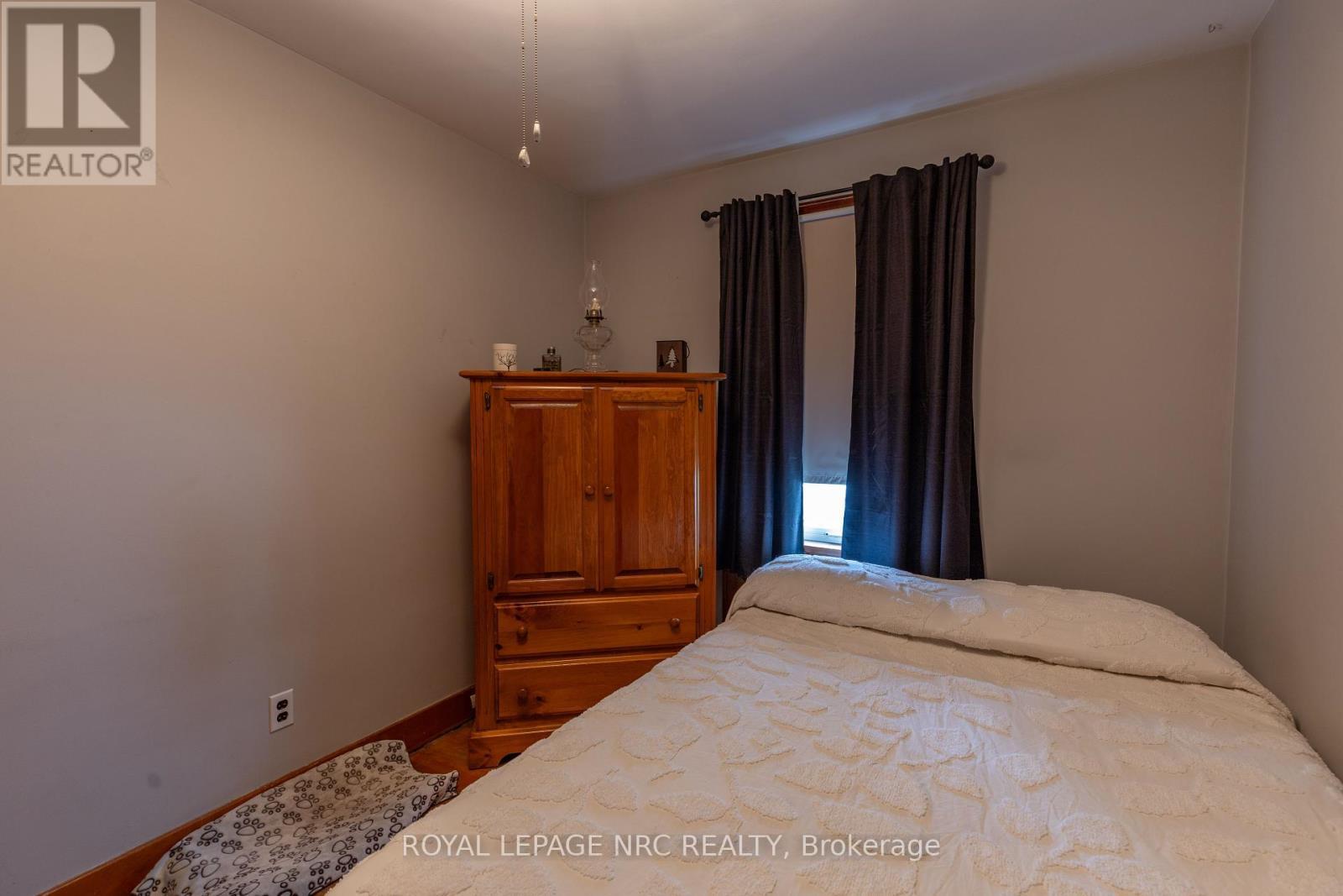 












248 BELL STREET

,
Port Colborne (Killaly East),




Ontario
L3K1J4

