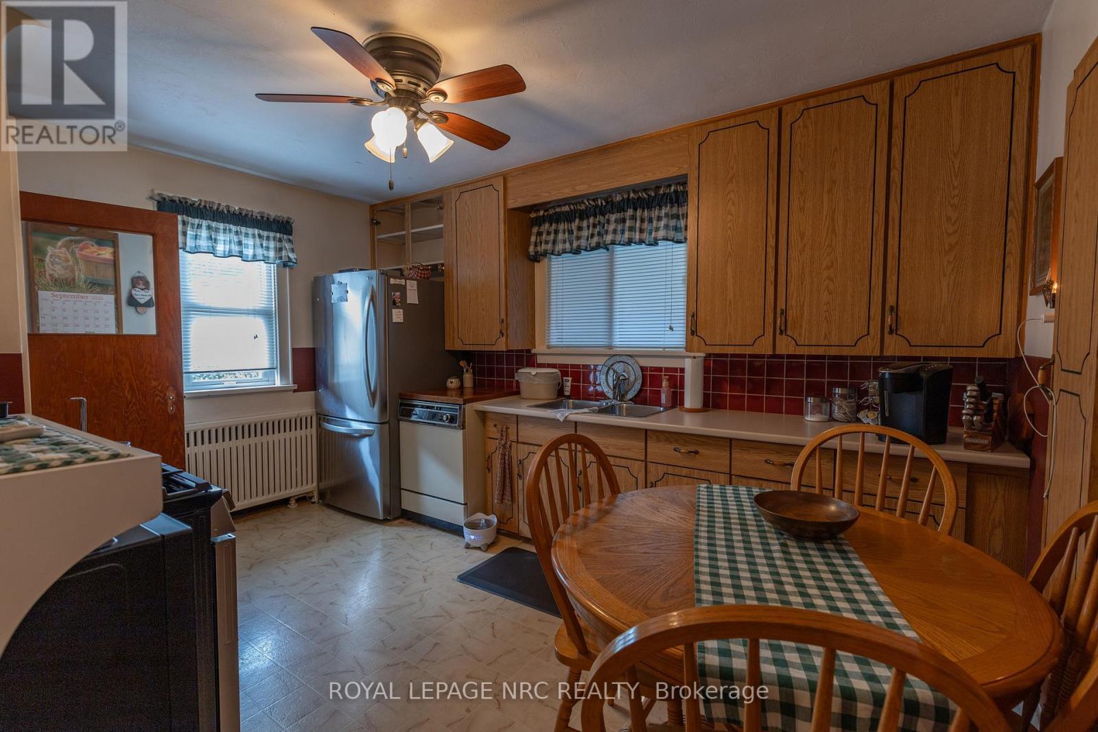 












248 BELL STREET

,
Port Colborne (Killaly East),




Ontario
L3K1J4

