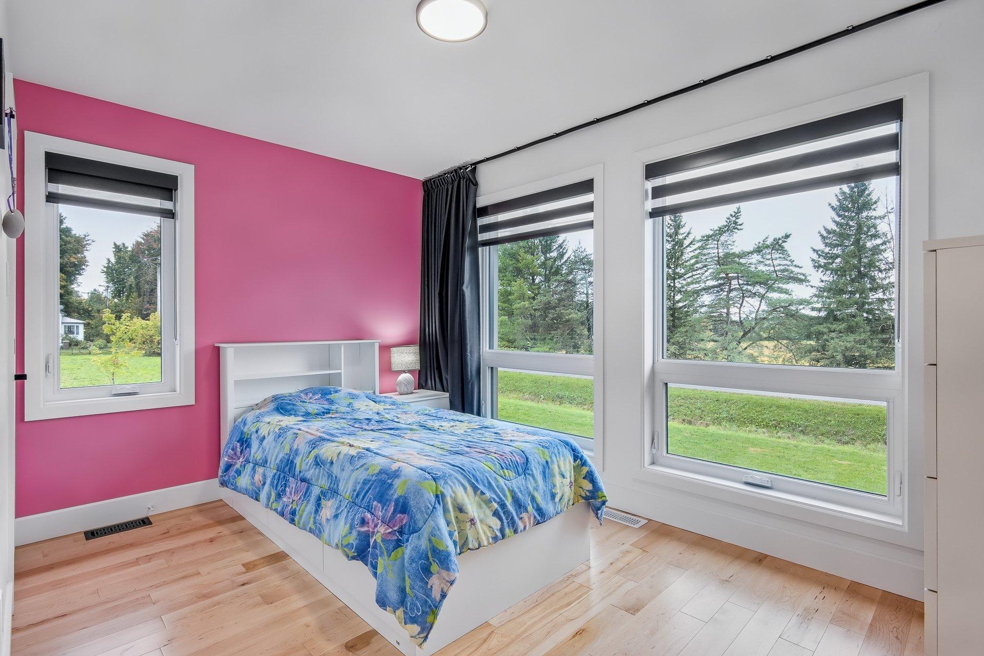 









832


Ch. Maurice

,
Bedford - Canton,




QC
J0J1A0

