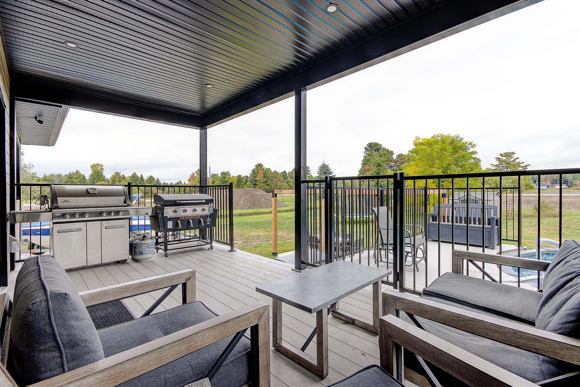 









832


Ch. Maurice

,
Bedford - Canton,




QC
J0J1A0


