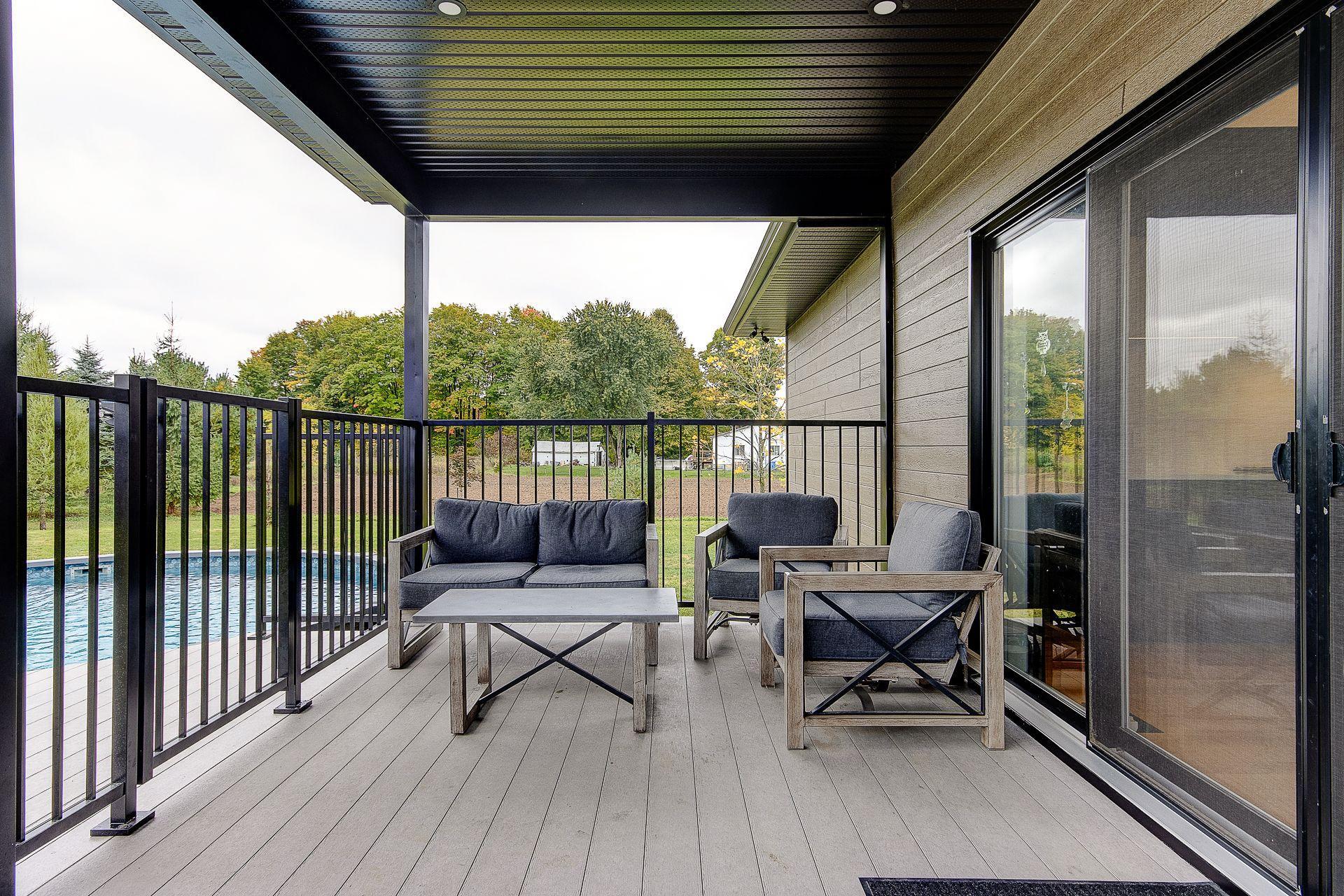 









832


Ch. Maurice

,
Bedford - Canton,




QC
J0J1A0

