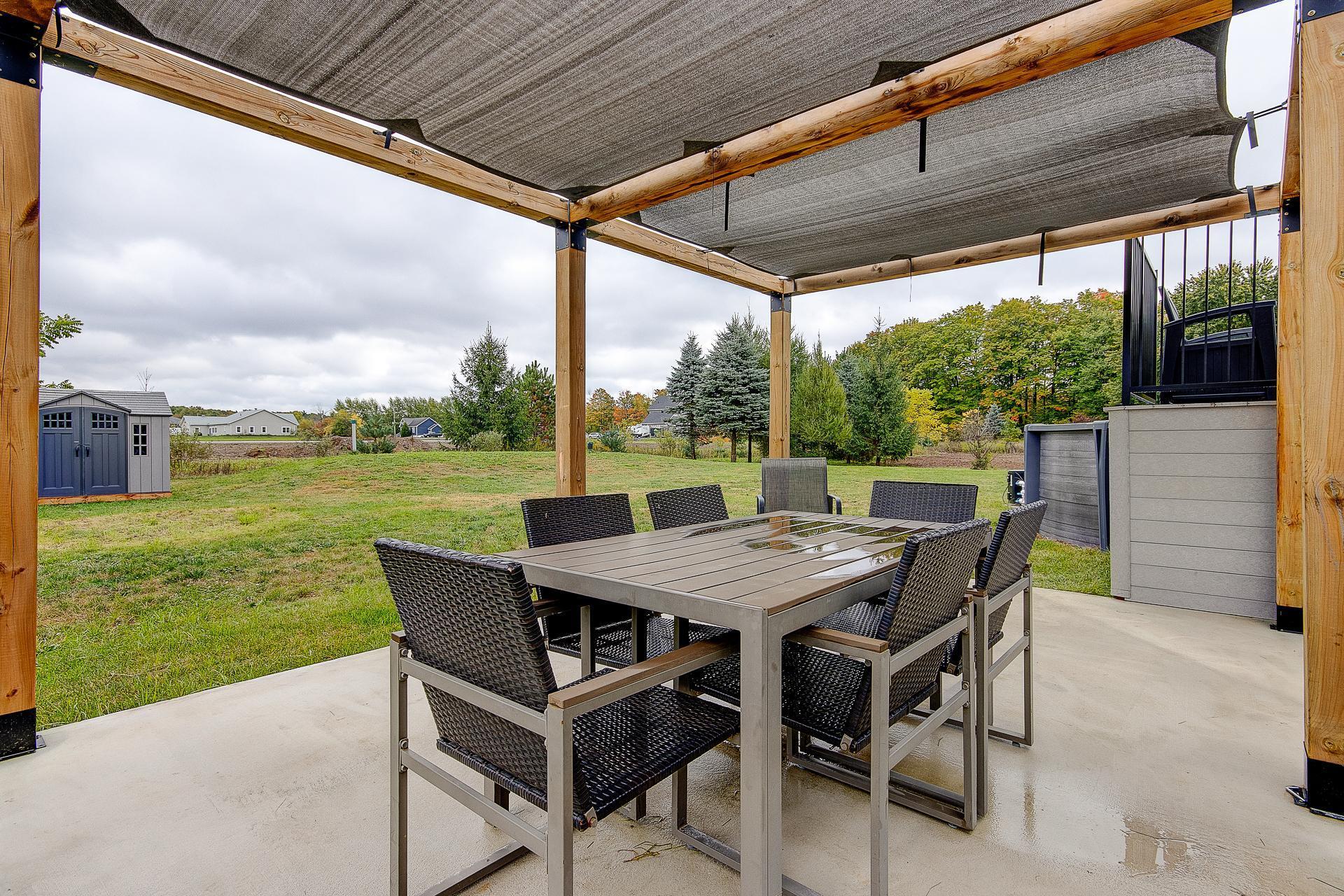 









832


Ch. Maurice

,
Bedford - Canton,




QC
J0J1A0

