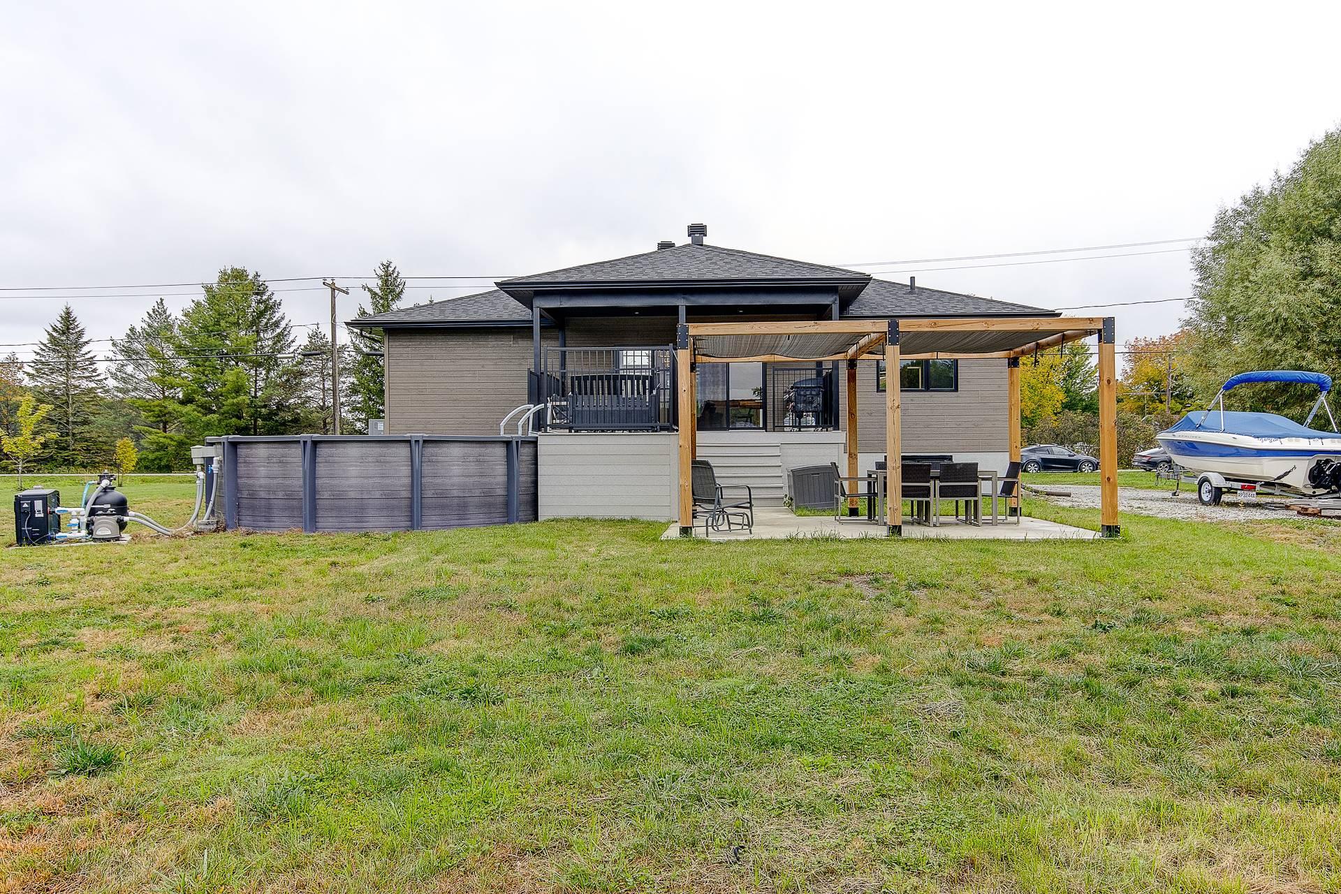 









832


Ch. Maurice

,
Bedford - Canton,




QC
J0J1A0

