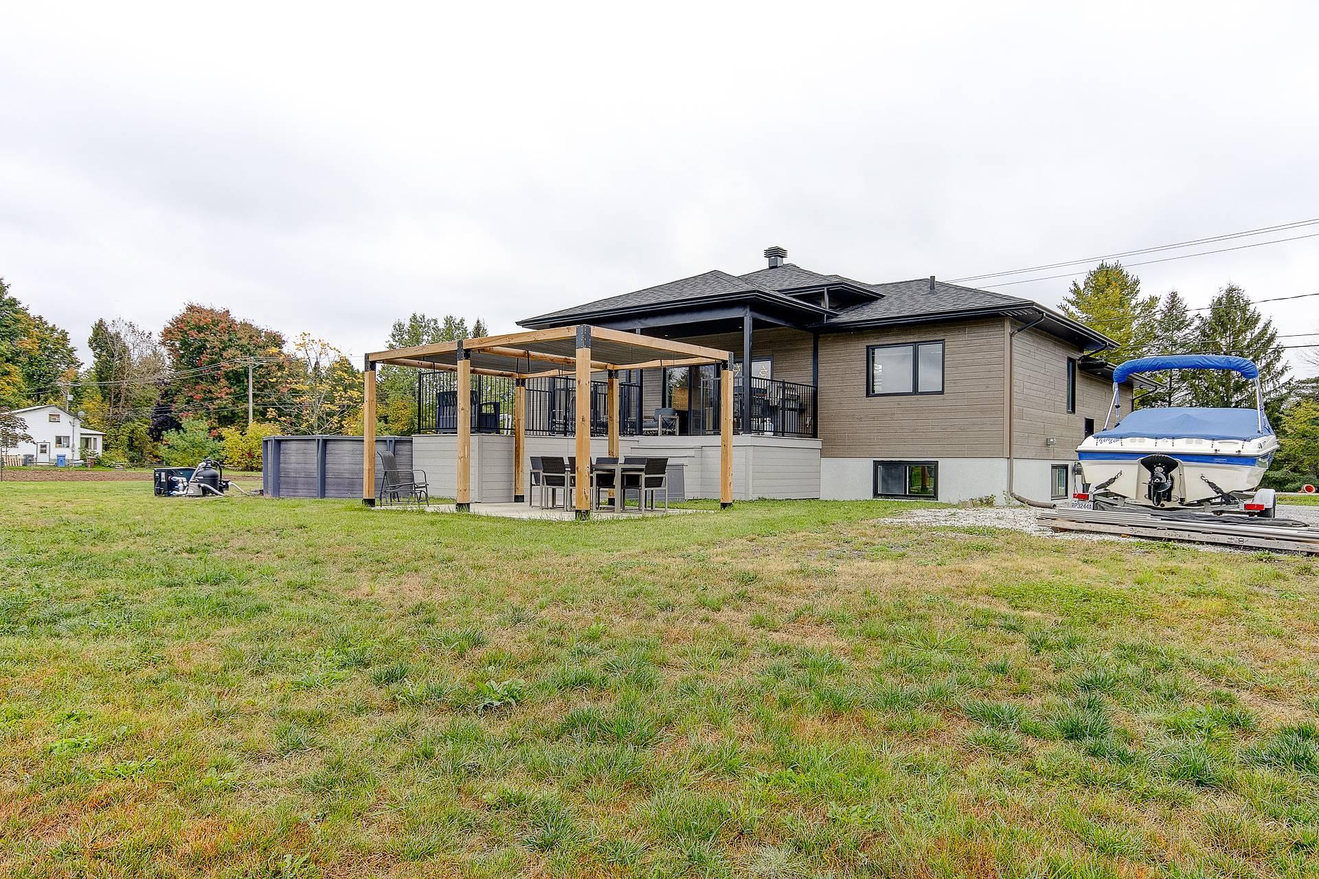 









832


Ch. Maurice

,
Bedford - Canton,




QC
J0J1A0

