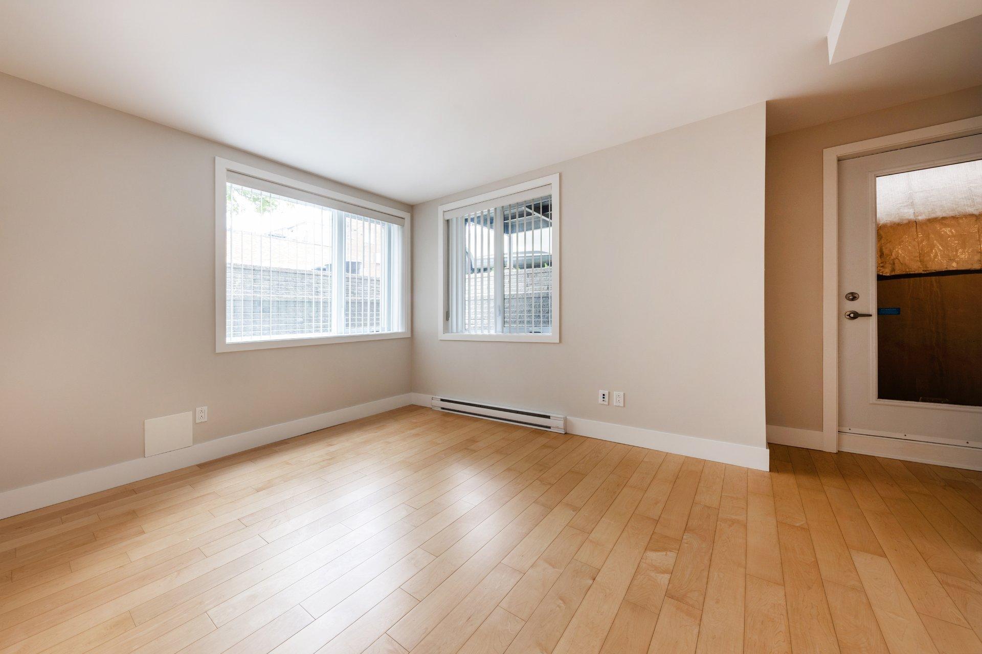 









5030


Boul. Léger

, 101,
Montréal (Montréal-Nord),




QC
H1G0A4

