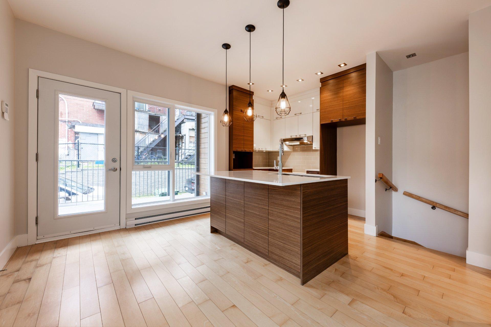 









5030


Boul. Léger

, 101,
Montréal (Montréal-Nord),




QC
H1G0A4

