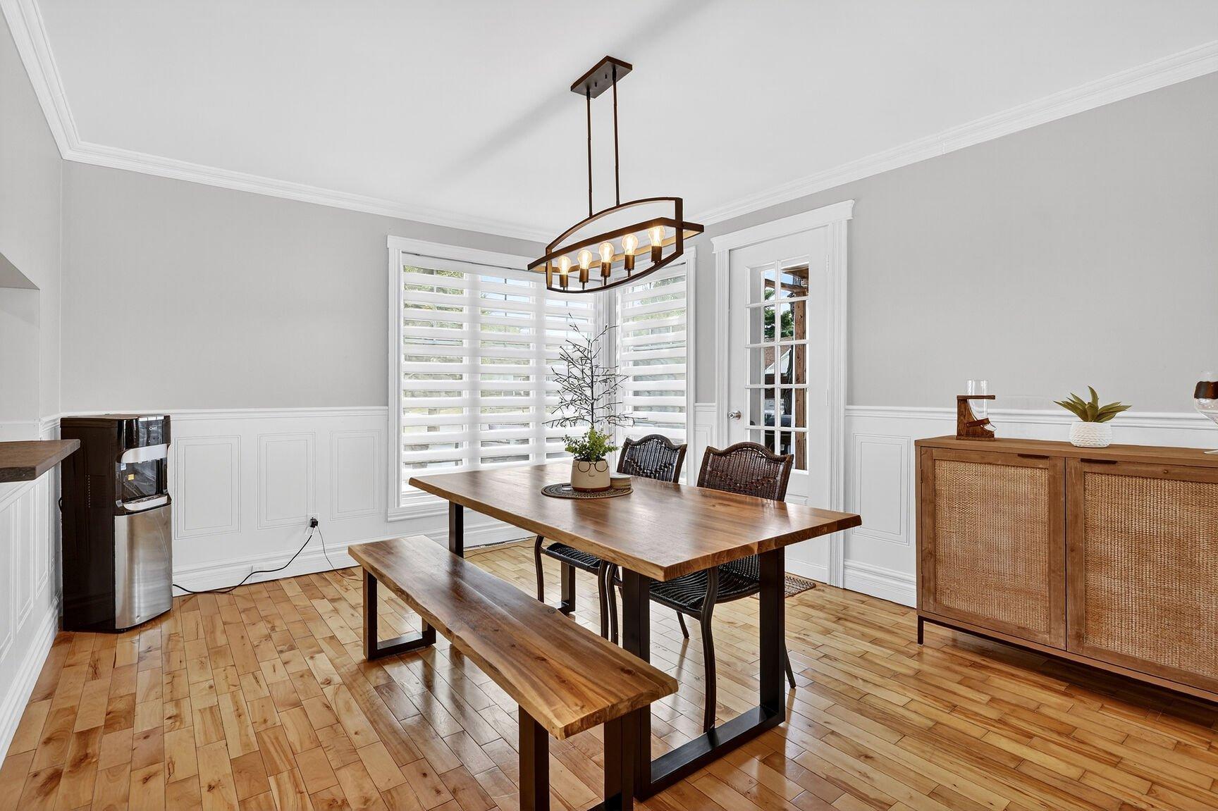 









345Z


3e Boulevard

,
Saint-Jérôme,




QC
J7Z3L8

