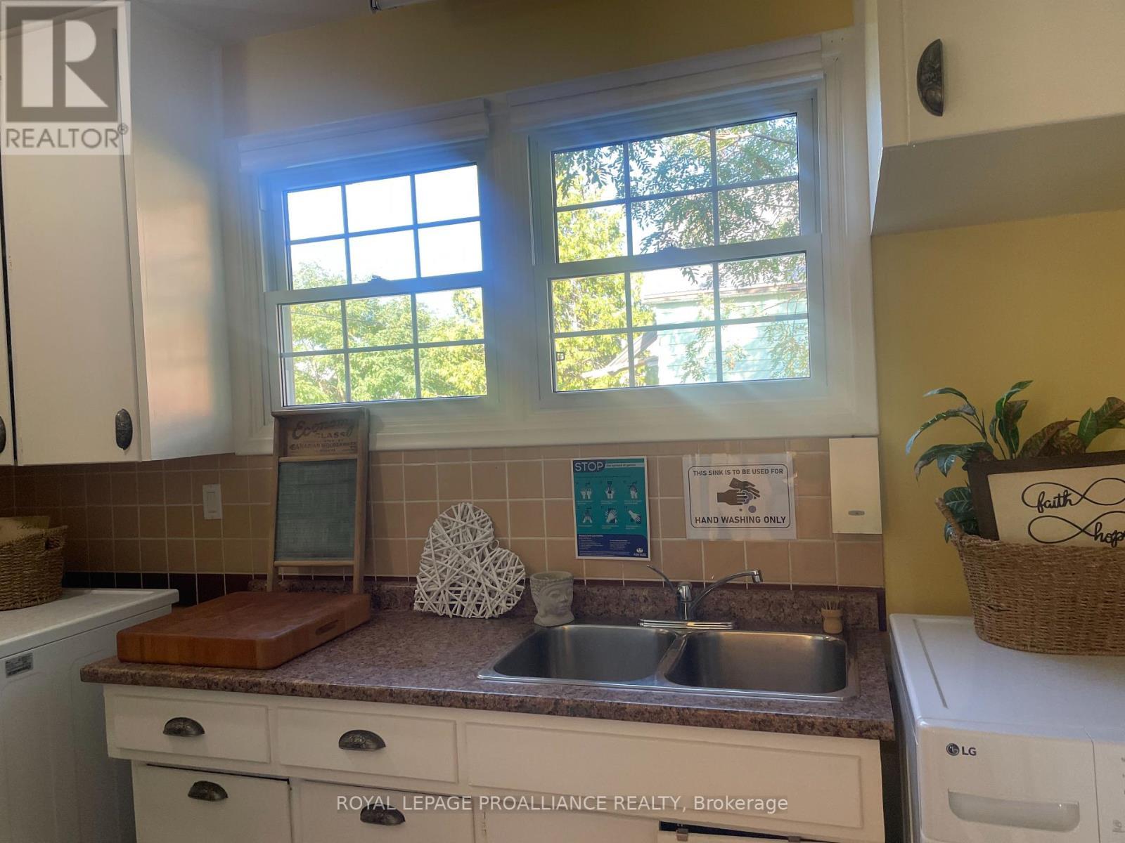 












7 FORSYTH STREET N

,
Marmora and Lake (Marmora Ward),




Ontario
K0K2M0

