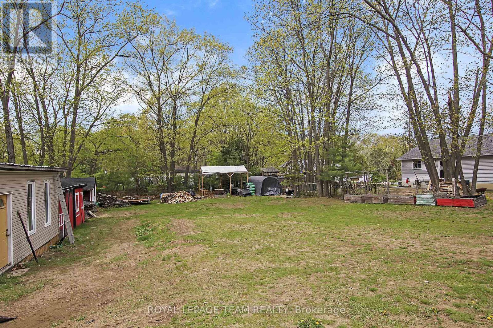 












129 SPINNAKER WAY

,
Ottawa,




Ontario
K0A3M0

