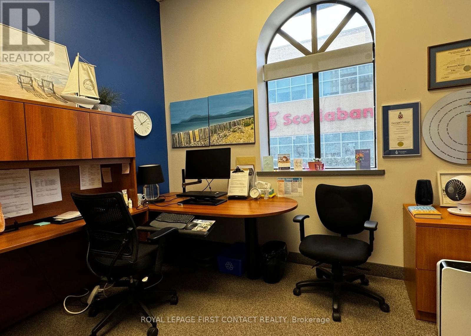 












GROUND FLOOR - 48 COLLIER STREET

,
Barrie,




Ontario
L4M1G8

