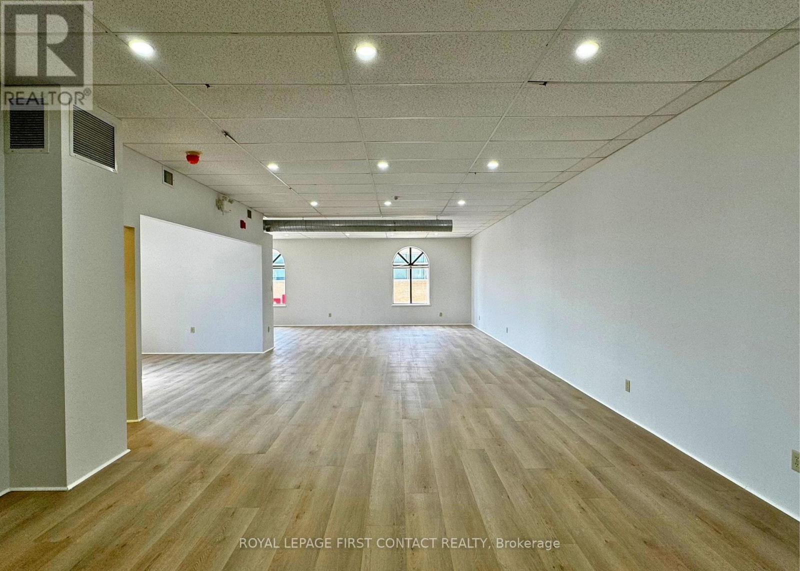 












SECOND FLOOR - 48 COLLIER STREET

,
Barrie,




Ontario
L4M1G8

