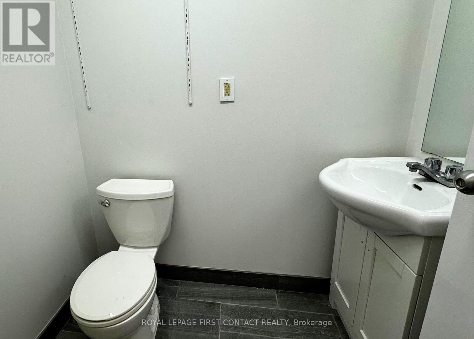 












SECOND FLOOR - 48 COLLIER STREET

,
Barrie,




Ontario
L4M1G8

