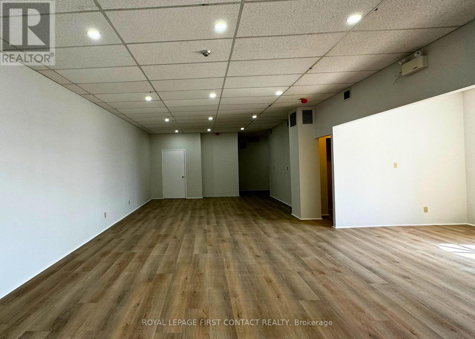 












SECOND FLOOR - 48 COLLIER STREET

,
Barrie,




Ontario
L4M1G8

