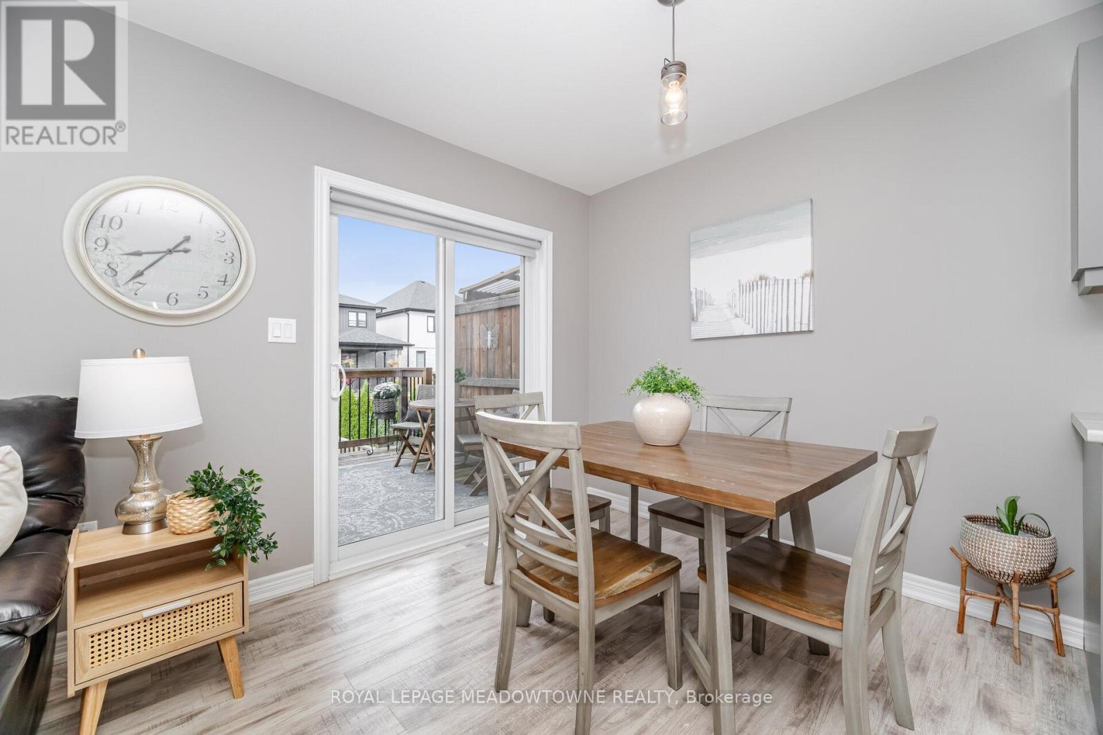 












6338 SHAPTON CRESCENT

,
Niagara Falls,




Ontario
L2H0L9

