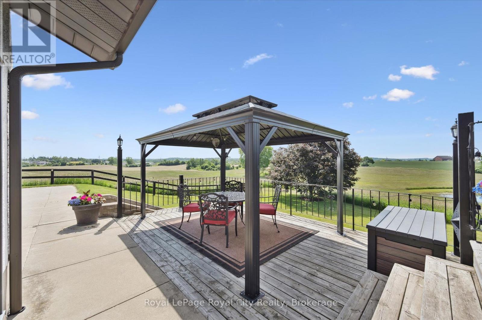 












5072 WELLINGTON RD 32 ROAD

,
Guelph/Eramosa,







Ontario
N1H6J4

