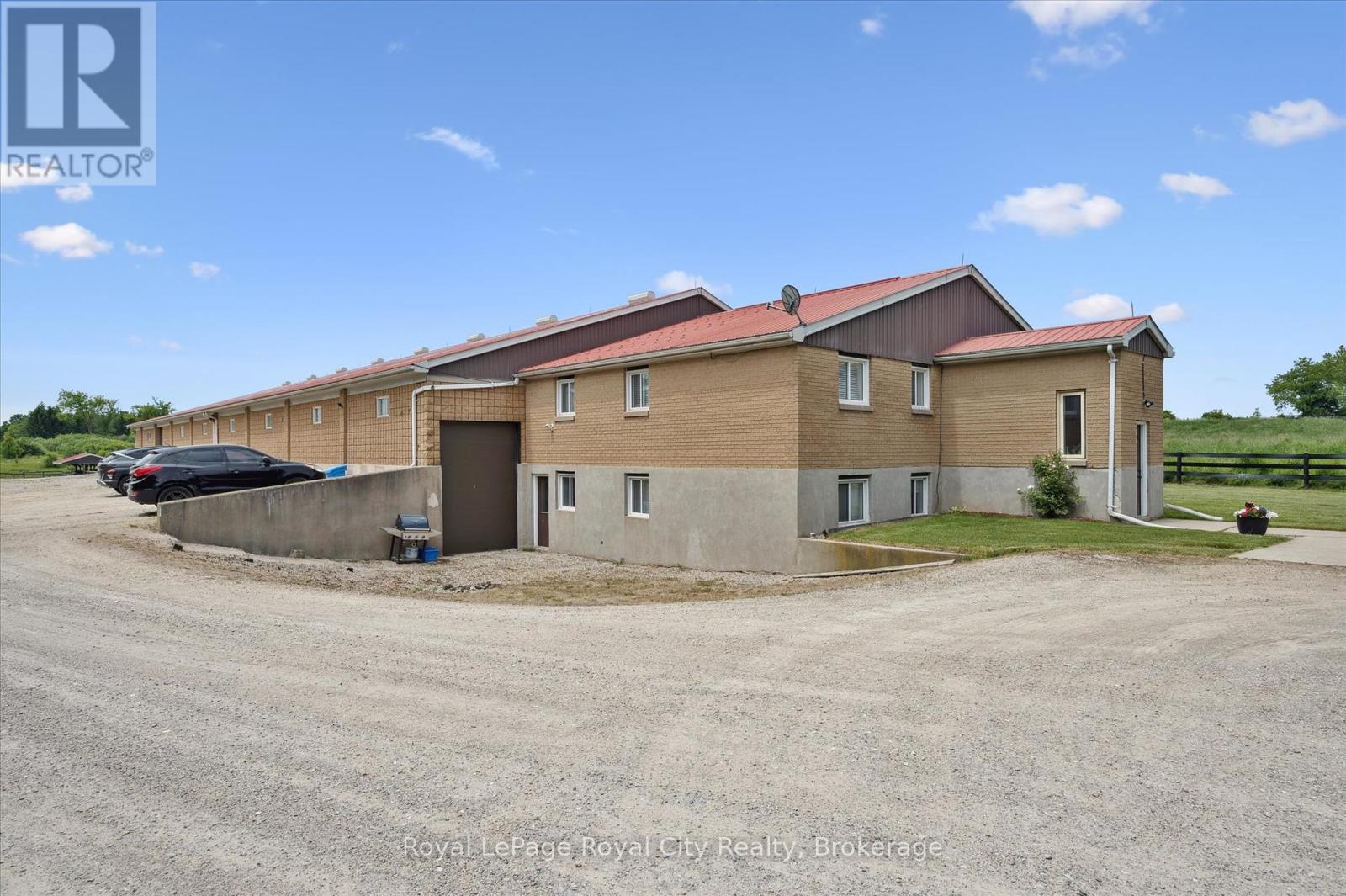 












5072 WELLINGTON RD 32 ROAD

,
Guelph/Eramosa,







Ontario
N1H6J4

