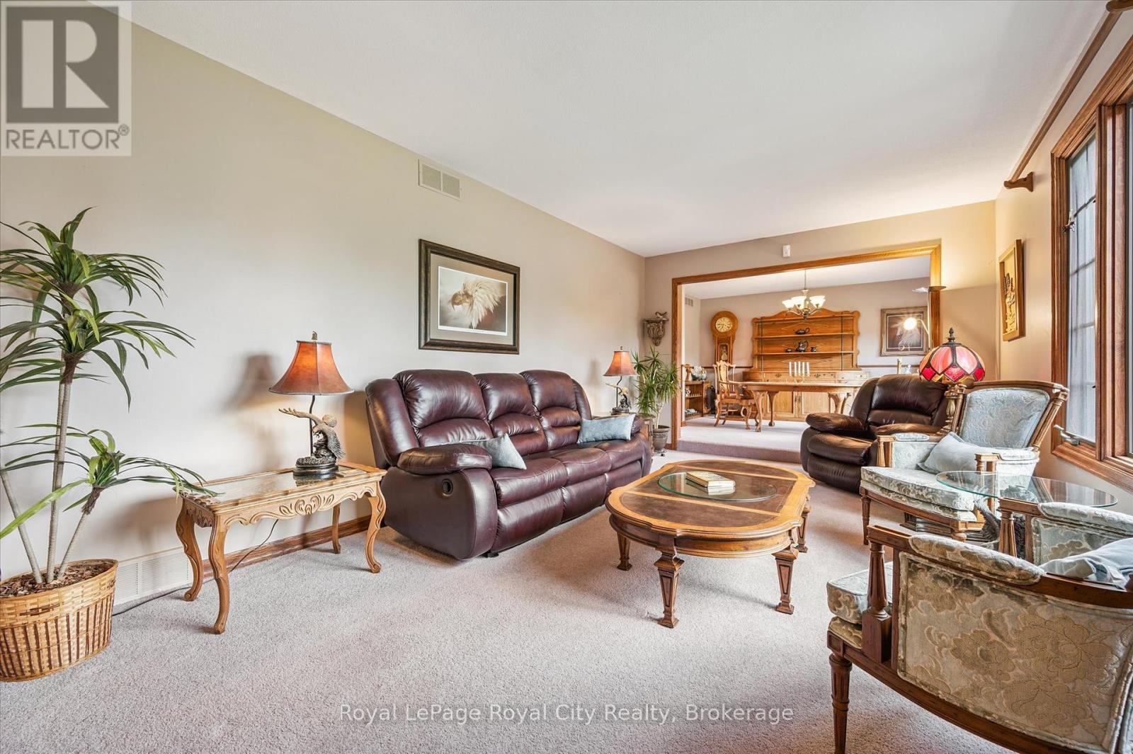 












5792 8TH LINE E

,
Guelph/Eramosa,




Ontario
N0B1B0

