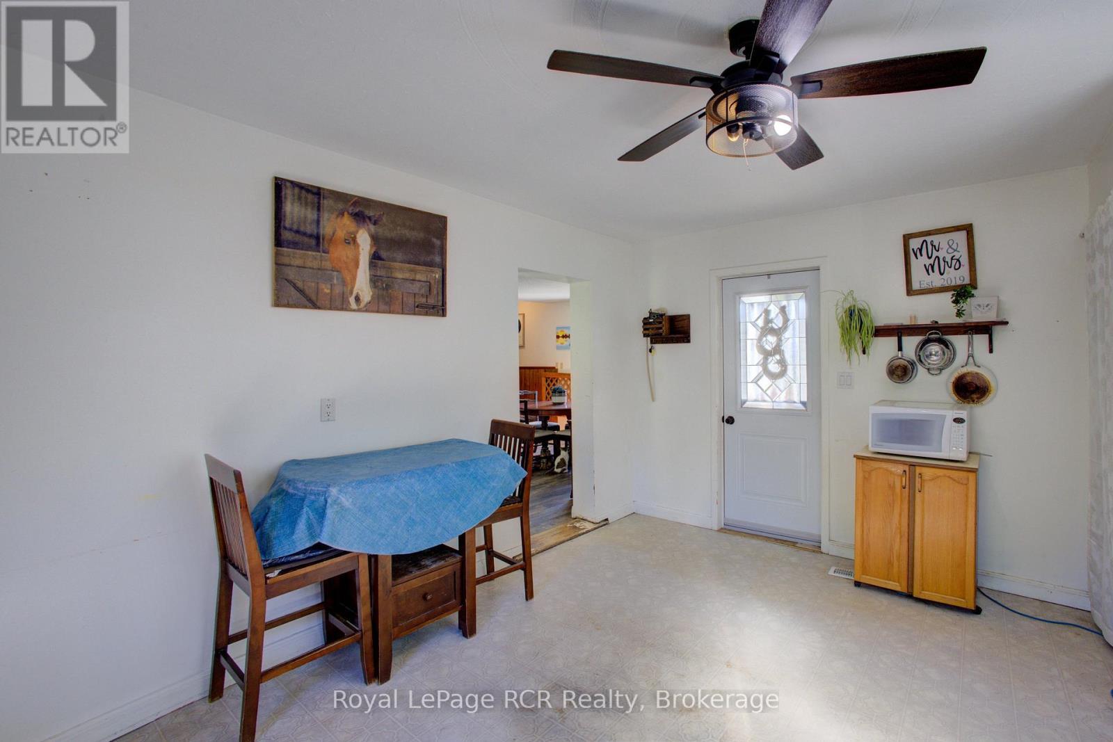 












193608 30TH SIDE ROAD

,
West Grey,




Ontario
N4N3B8

