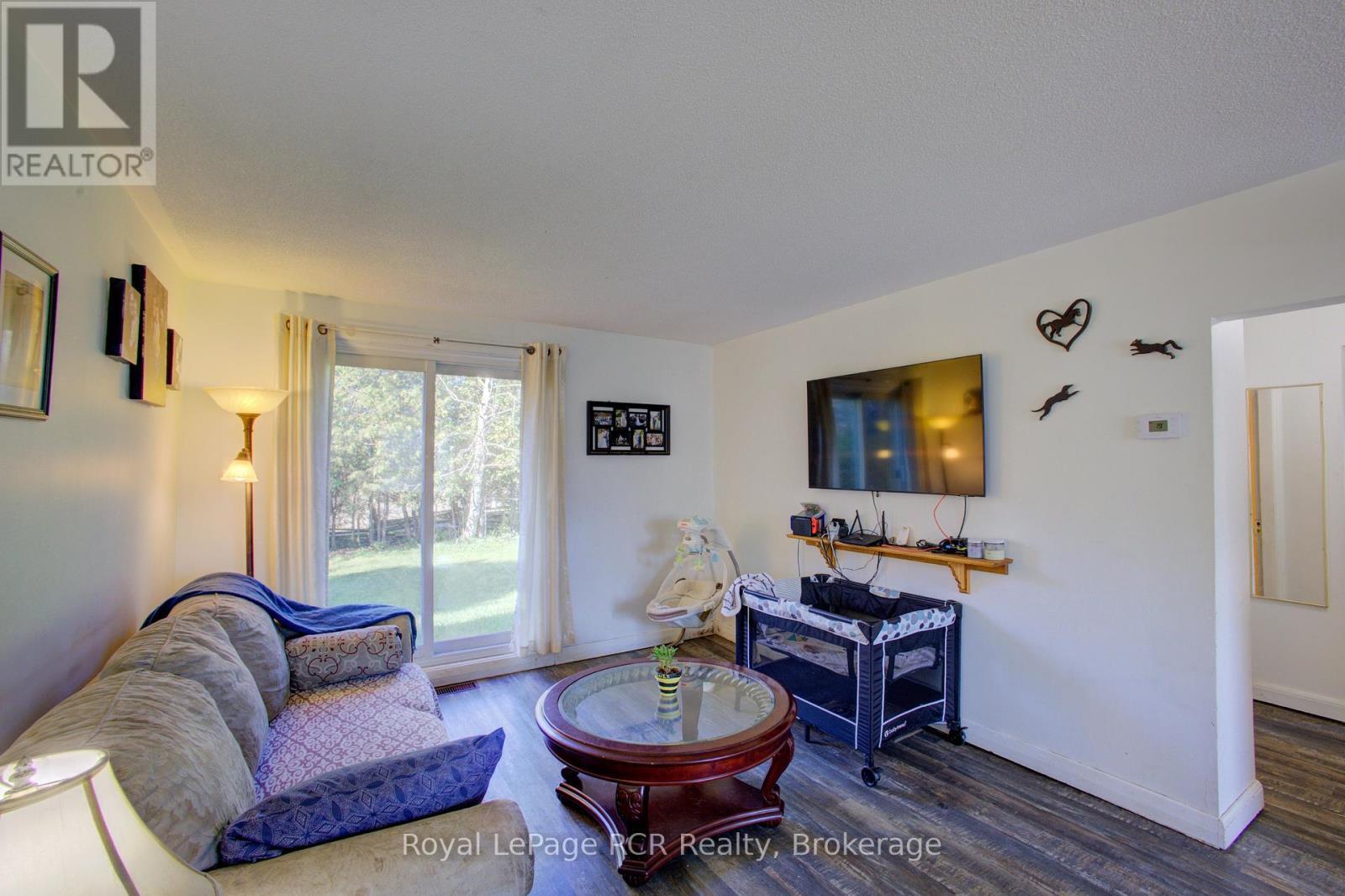 












193608 30TH SIDE ROAD

,
West Grey,




Ontario
N4N3B8

