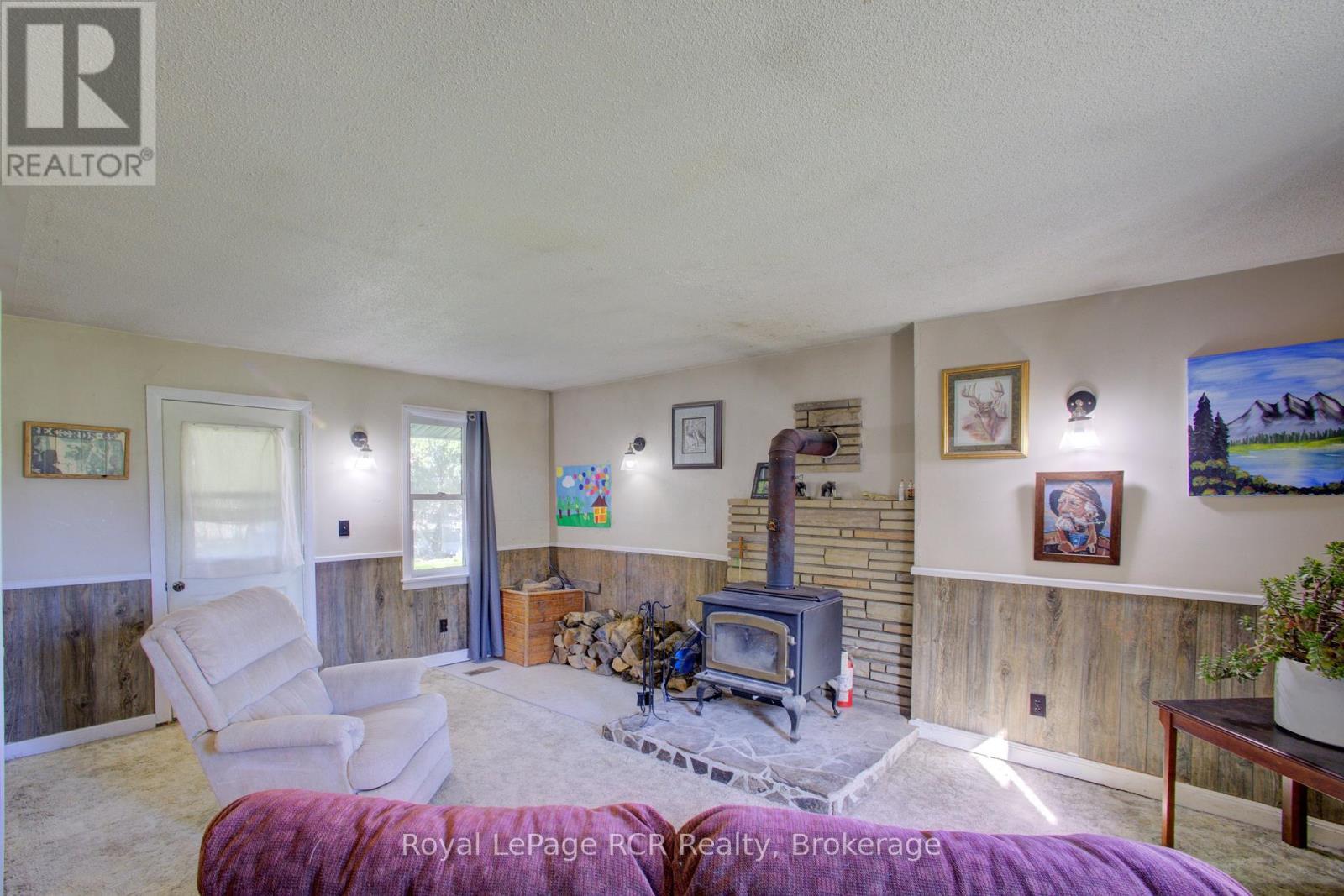 












193608 30TH SIDE ROAD

,
West Grey,




Ontario
N4N3B8

