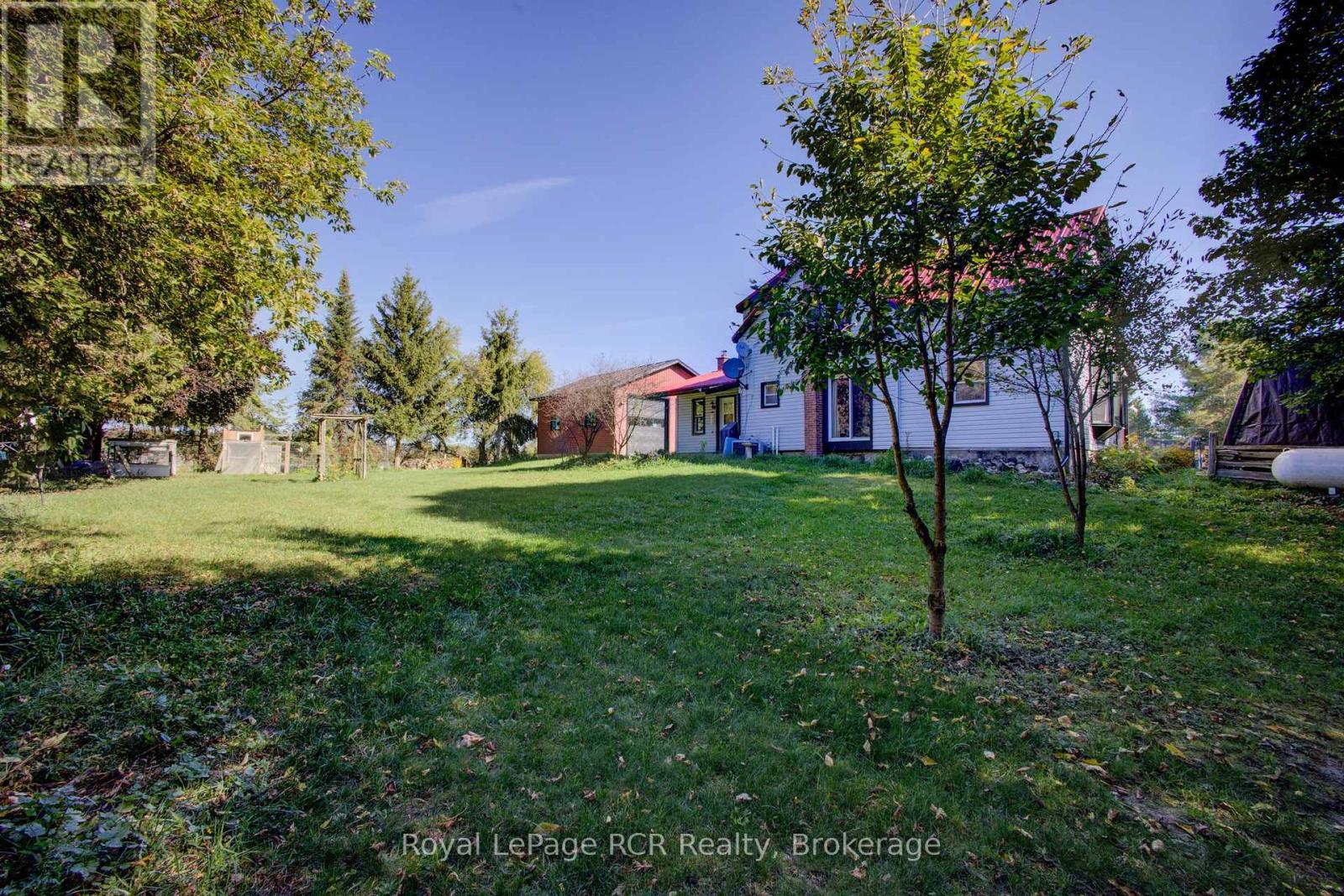 












193608 30TH SIDE ROAD

,
West Grey,




Ontario
N4N3B8

