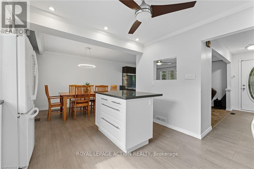 












15 BRIER PARK ROAD

,
Brantford,




Ontario
N3R3P8


