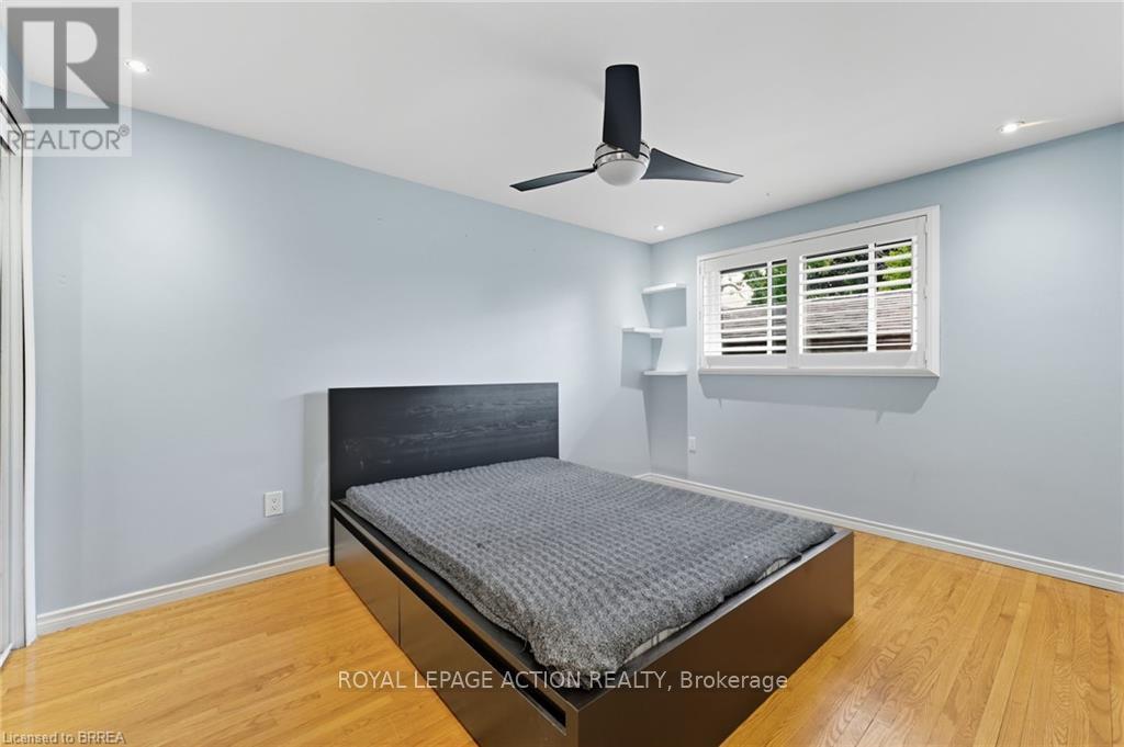 












15 BRIER PARK ROAD

,
Brantford,




Ontario
N3R3P8

