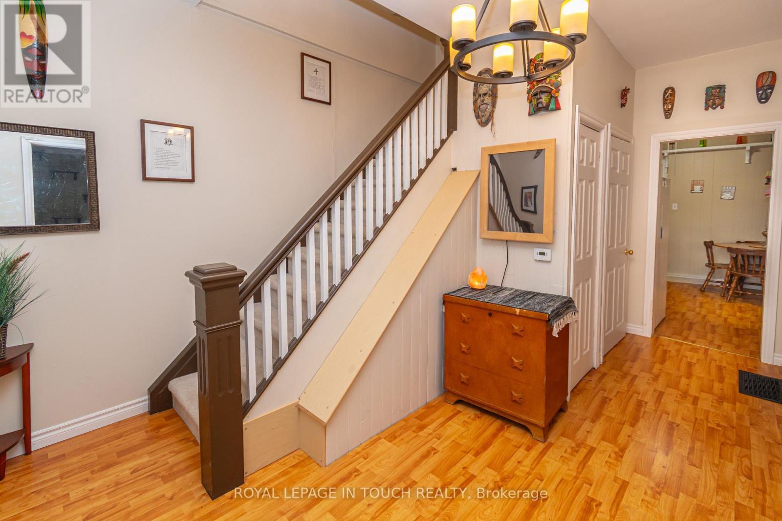 












125 EIGHTH STREET

,
Midland,




Ontario
L4R4A5

