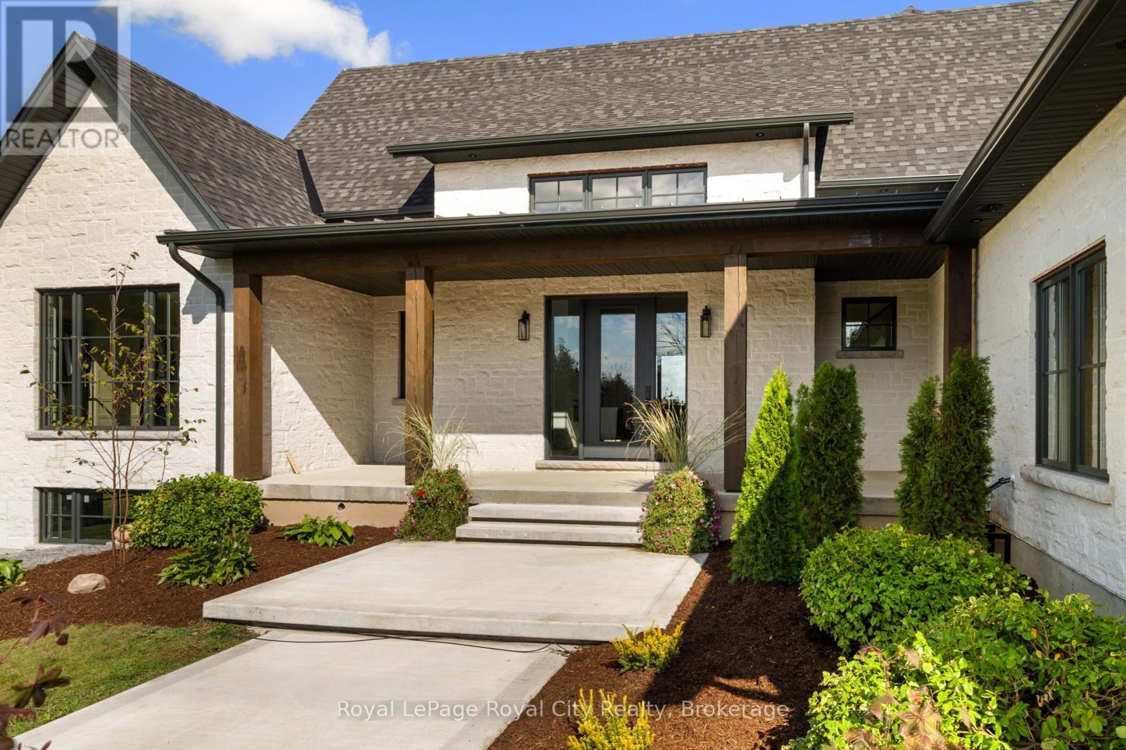 












7221 WELLINGTON 21 ROAD

,
Centre Wellington,




Ontario
N0B1B0

