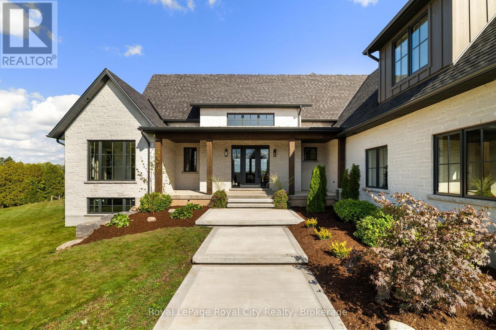 












7221 WELLINGTON 21 ROAD

,
Centre Wellington,




Ontario
N0B1B0

