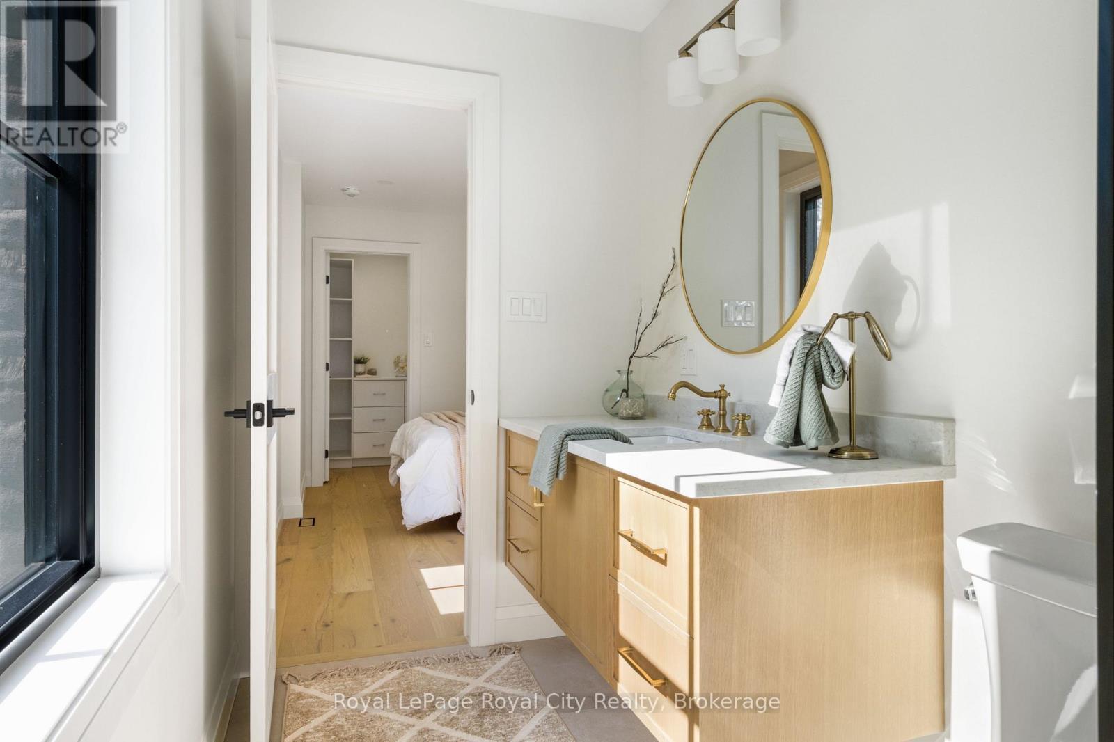 












7221 WELLINGTON 21 ROAD

,
Centre Wellington,




Ontario
N0B1B0

