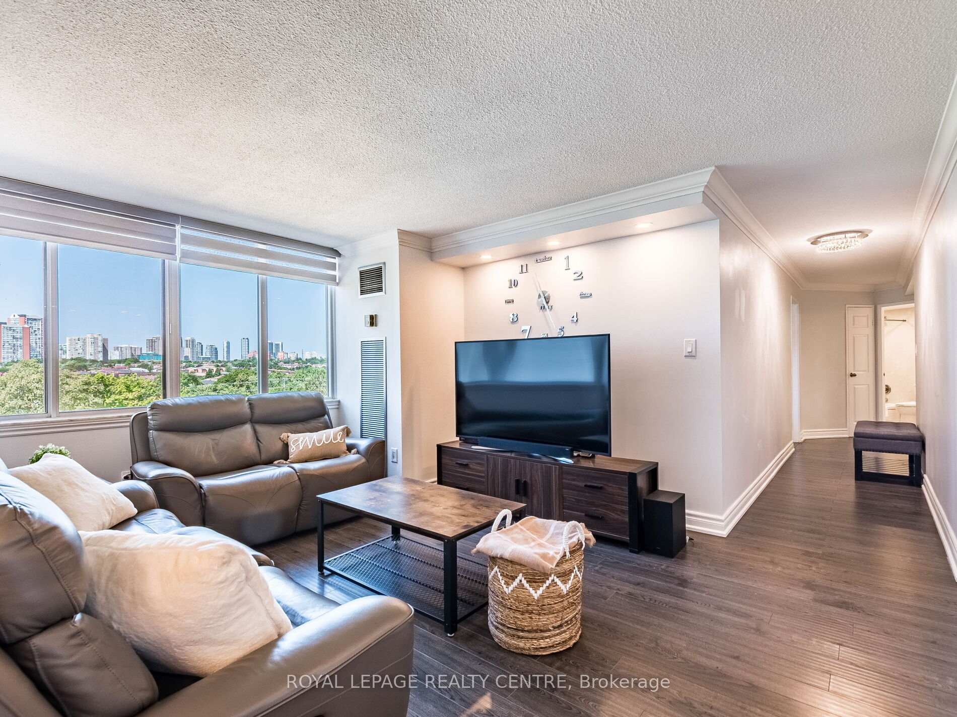 









1320


Mississauga Valley

Boulevard, 709,
Mississauga,




ON
L5A 3R6

