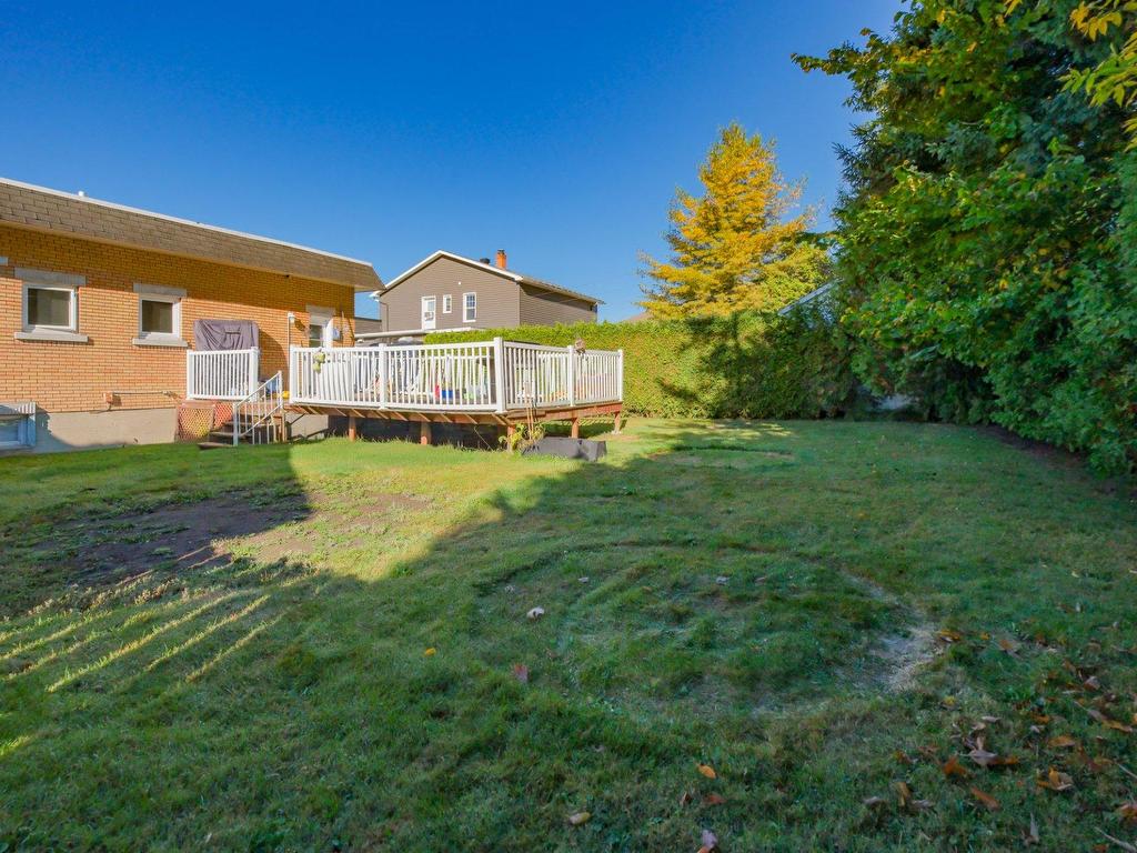 









257

 - 259


Rue Landry

,
Thetford Mines,




QC
G6G4S6

