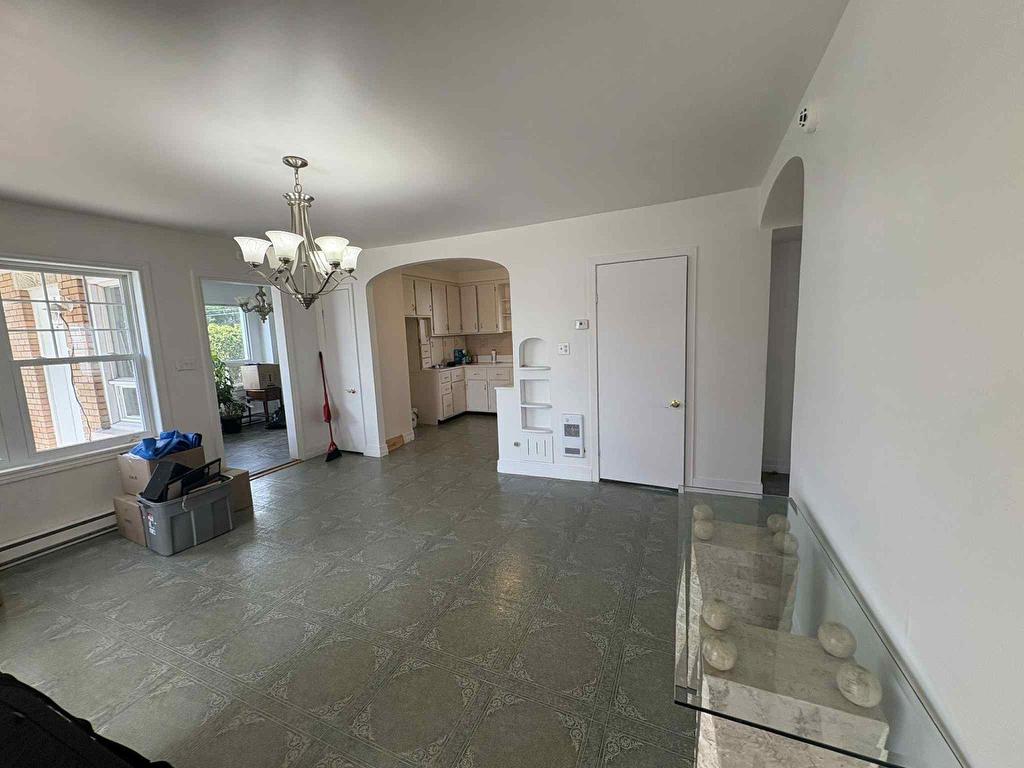 









257

 - 259


Rue Landry

,
Thetford Mines,




QC
G6G4S6

