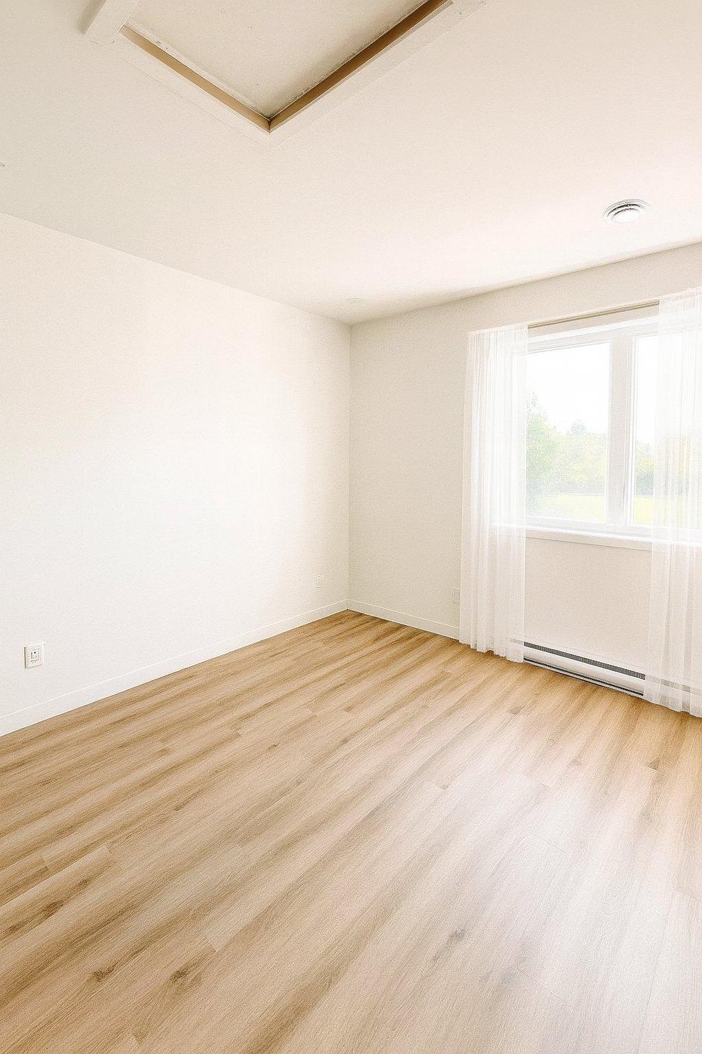 









37


Rue Lalonde

,
Huntingdon,




QC
J0S1H0

