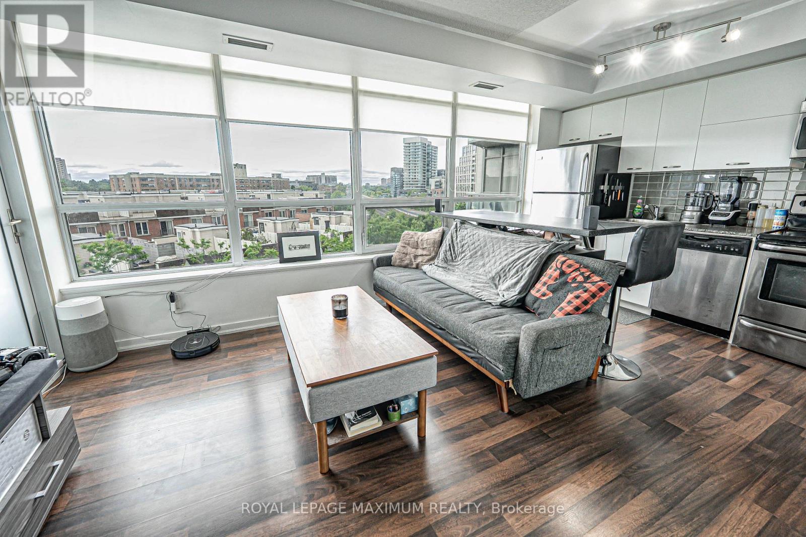 












617 - 38 JOE SHUSTER WAY

,
Toronto,




Ontario
M6K0A5

