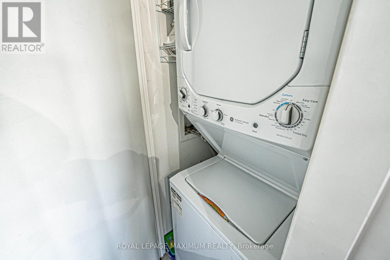 












617 - 38 JOE SHUSTER WAY

,
Toronto,




Ontario
M6K0A5

