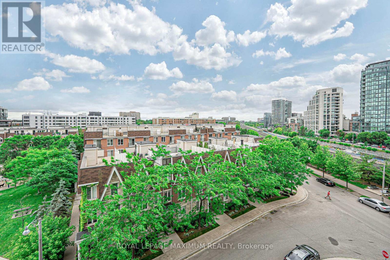 












617 - 38 JOE SHUSTER WAY

,
Toronto,




Ontario
M6K0A5

