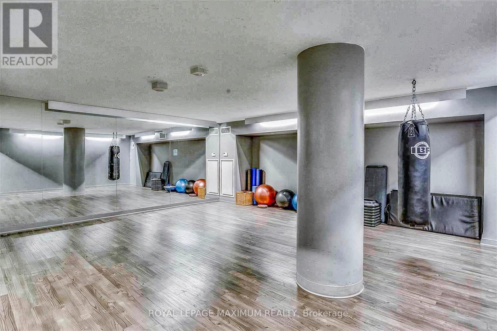 












617 - 38 JOE SHUSTER WAY

,
Toronto,




Ontario
M6K0A5

