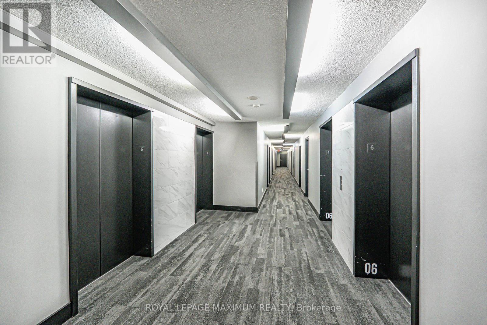 












617 - 38 JOE SHUSTER WAY

,
Toronto,




Ontario
M6K0A5

