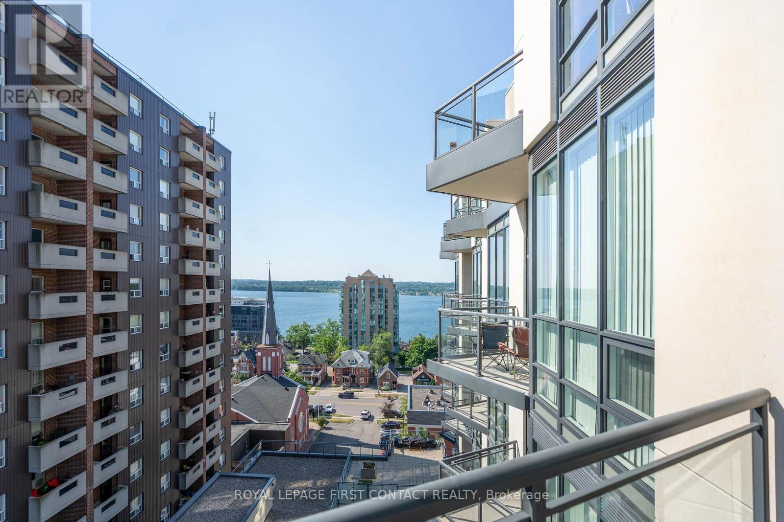 












PH5 - 111 WORSLEY STREET

,
Barrie,




Ontario
L4M0J5

