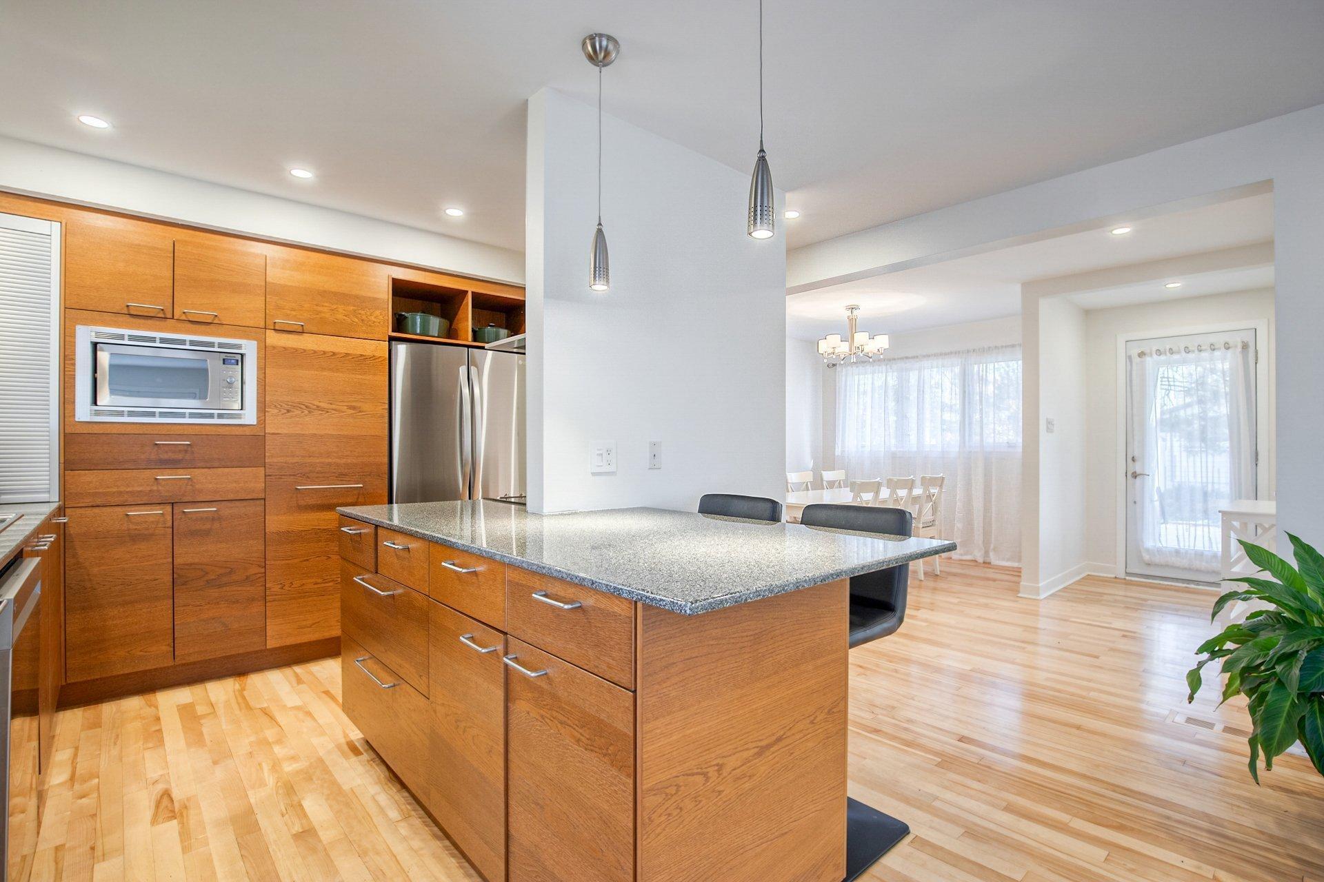 









7


Rue Jean-Cadieux

,
Boucherville,




QC
J4B2G8

