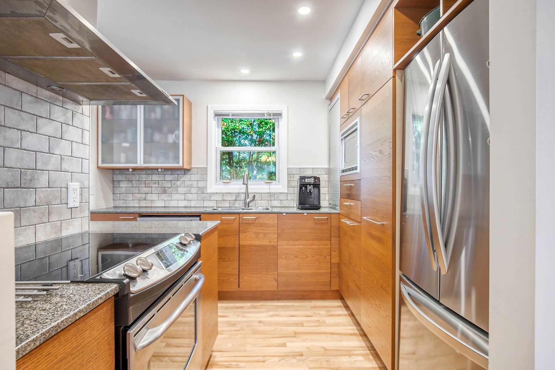 









7


Rue Jean-Cadieux

,
Boucherville,




QC
J4B2G8

