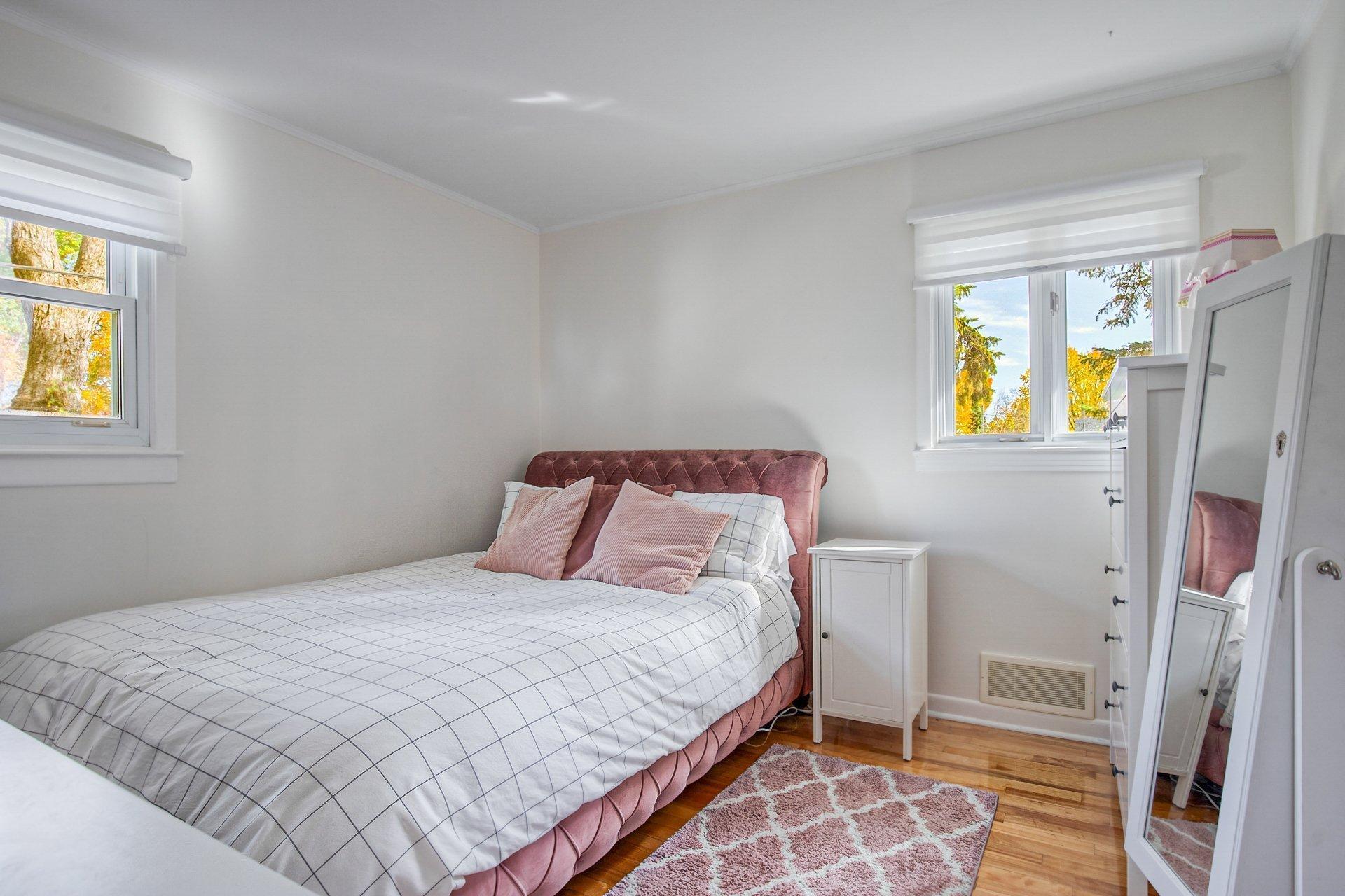 









7


Rue Jean-Cadieux

,
Boucherville,




QC
J4B2G8

