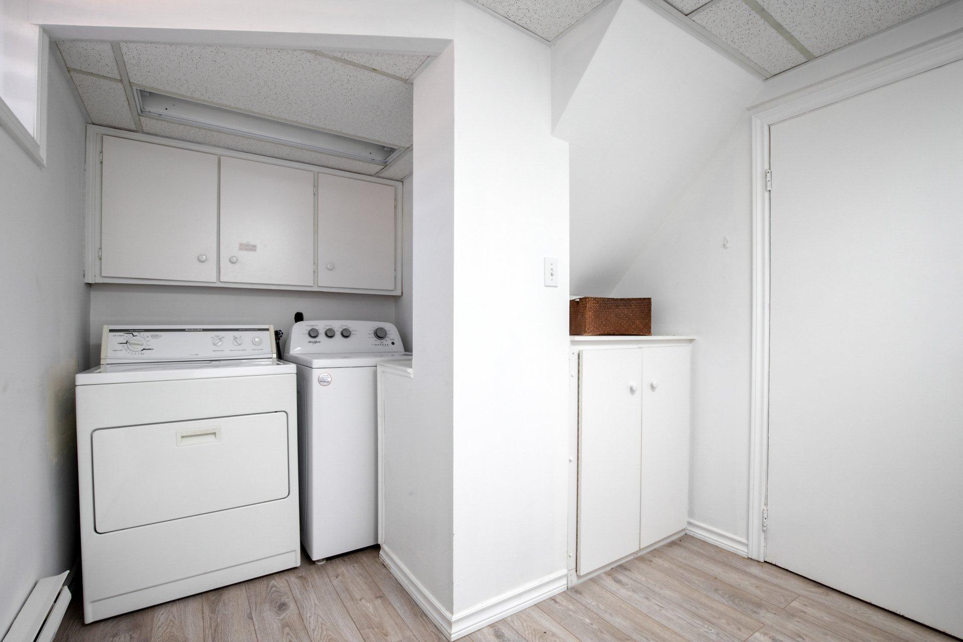 









7


Rue Jean-Cadieux

,
Boucherville,




QC
J4B2G8

