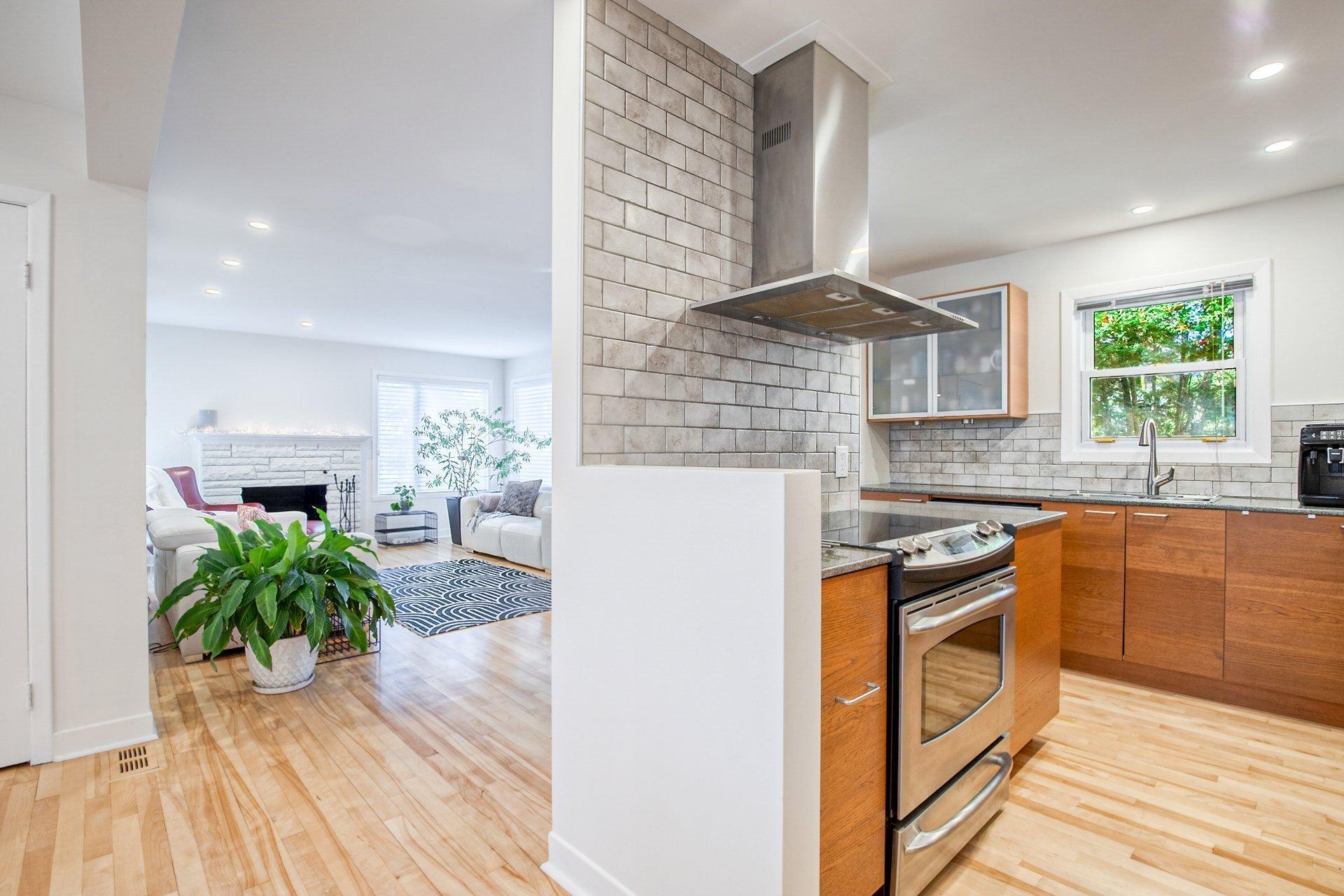 









7


Rue Jean-Cadieux

,
Boucherville,




QC
J4B2G8

